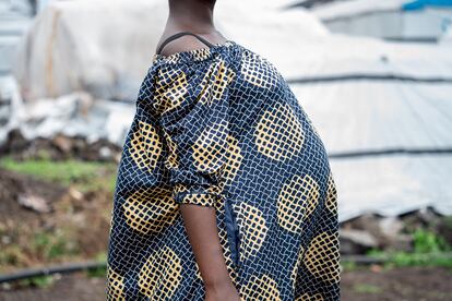 Shukuru (not her real name) is a 25-year-old woman displaced by the clashes between the army and the M23 rebel group, who became pregnant after being raped in the Bulengo camp near Goma.