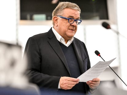 El exeurodiputado Pier Antonio Panzeri, fundador de la ONG Fight Impunity, en una intervención en la Eurocámara el 26 de marzo de 2019.