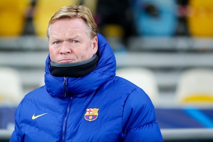 Koeman, durante el último partido del Barcelona