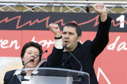 Arnaldo Otegi, en un momento de su participación en el homenaje al histórico dirigente de Herri Batasunasu, Jokin Gorostidi