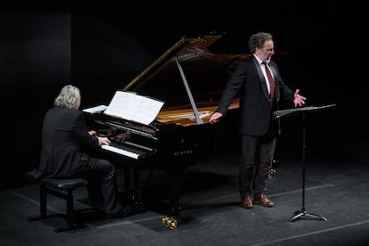 Huber y Gerhaher durante la interpretación de un lied de Brahms en el Teatro de la Zarzuela.