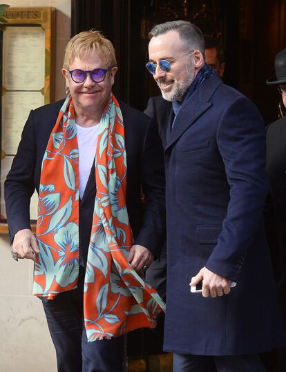 Elton John y su marido.