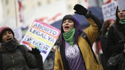 Manifestación a favor del aborto legal en Argentina.