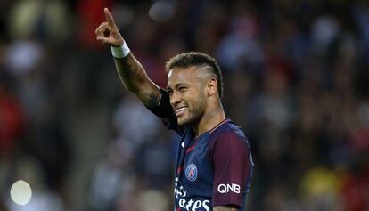 Neymar, en el duel contra el Tolosa de Llenguadoc.