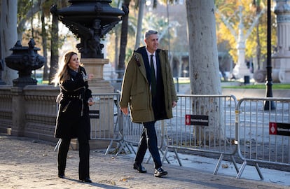 El alcalde de Badalona, Xavier García Albiol, a su llegada a la Audiencia de Barcelona este lunes.