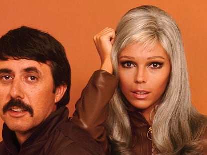 Lee Hazlewood y Nancy Sinatra, en una imagen promocional del disco 'Nancy & Lee', de 1968.