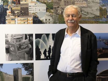 Eduardo Mendoza en Par&iacute;s.