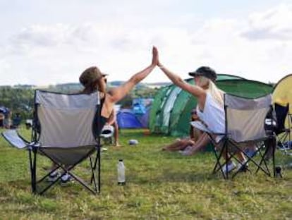 Campin en un festival de música.