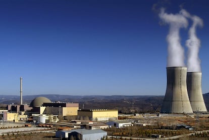 Vista de la central nuclear de Trillo, en Guadalajara.