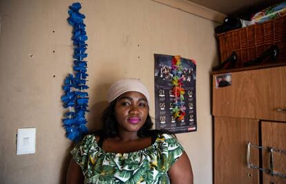 La enfermera Nosipho Khanyile, sin el traje de protección.