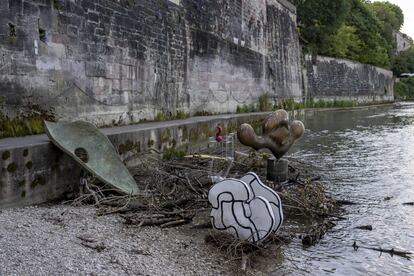 Instalación 'The Year of Living Dangerously' (2022), de la artista polaca Maria Loboda, parte del programa de 'Parcours'.