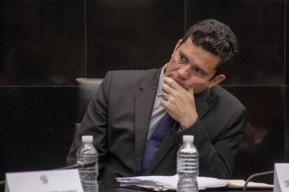 O juiz Sergio Moro no Senado mexicano.