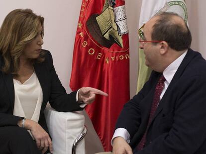 La presidenta de la Junta d'Andalusia, Susana Díaz, durant la seva reunió amb el líder del PSC, Miquel Iceta.