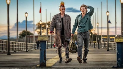 Protagonistas de la película Bala perdida de Movistar Plus+