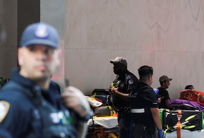 La gobernadora de Nueva York, Kathy Hochul, pidió a los pobladores evitar la zona.
