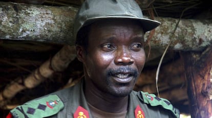 O líder do Exército de Resistência do Senhor, Joseph Kony, em uma foto datada de julho de 2006, no norte de Uganda.