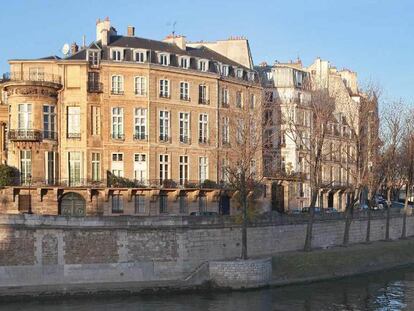 Vista de la fachada del Hôtel Lambert.