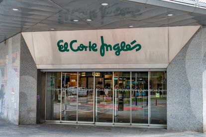 Una entrada de El Corte Inglés.