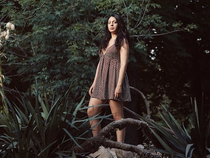 Julio de 2021 - Mónica Ojeda fotografiada en el Parque del Retiro en Madrid - Foto, Gianfranco Tripodo