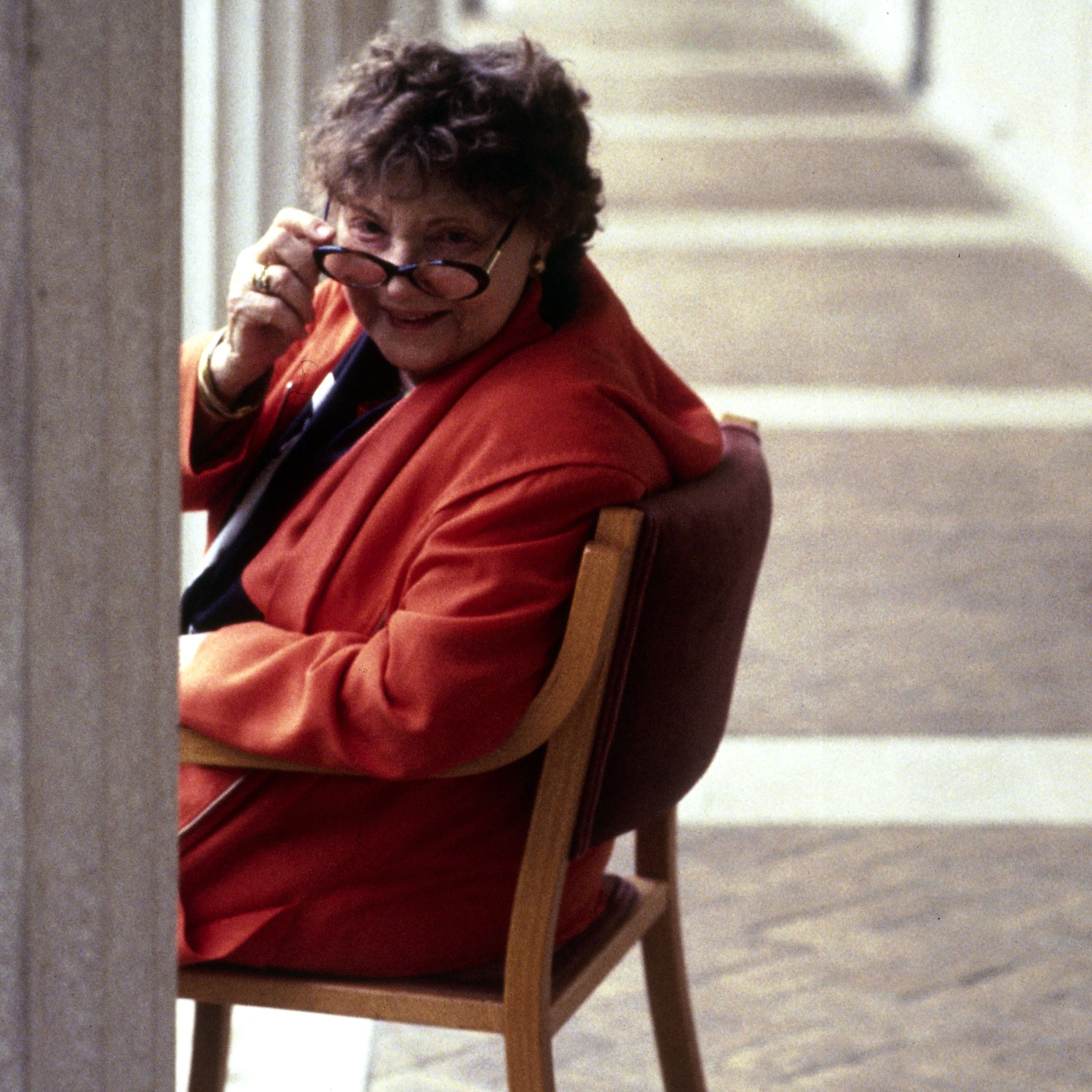 ‘El banquete’, de Muriel Spark: novela de inteligencia diabólica con preguntas y respuestas universales