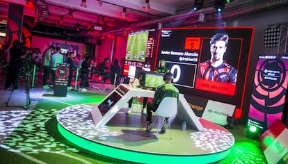 El escenario de la final de la Virtual LaLiga eSports Santander.