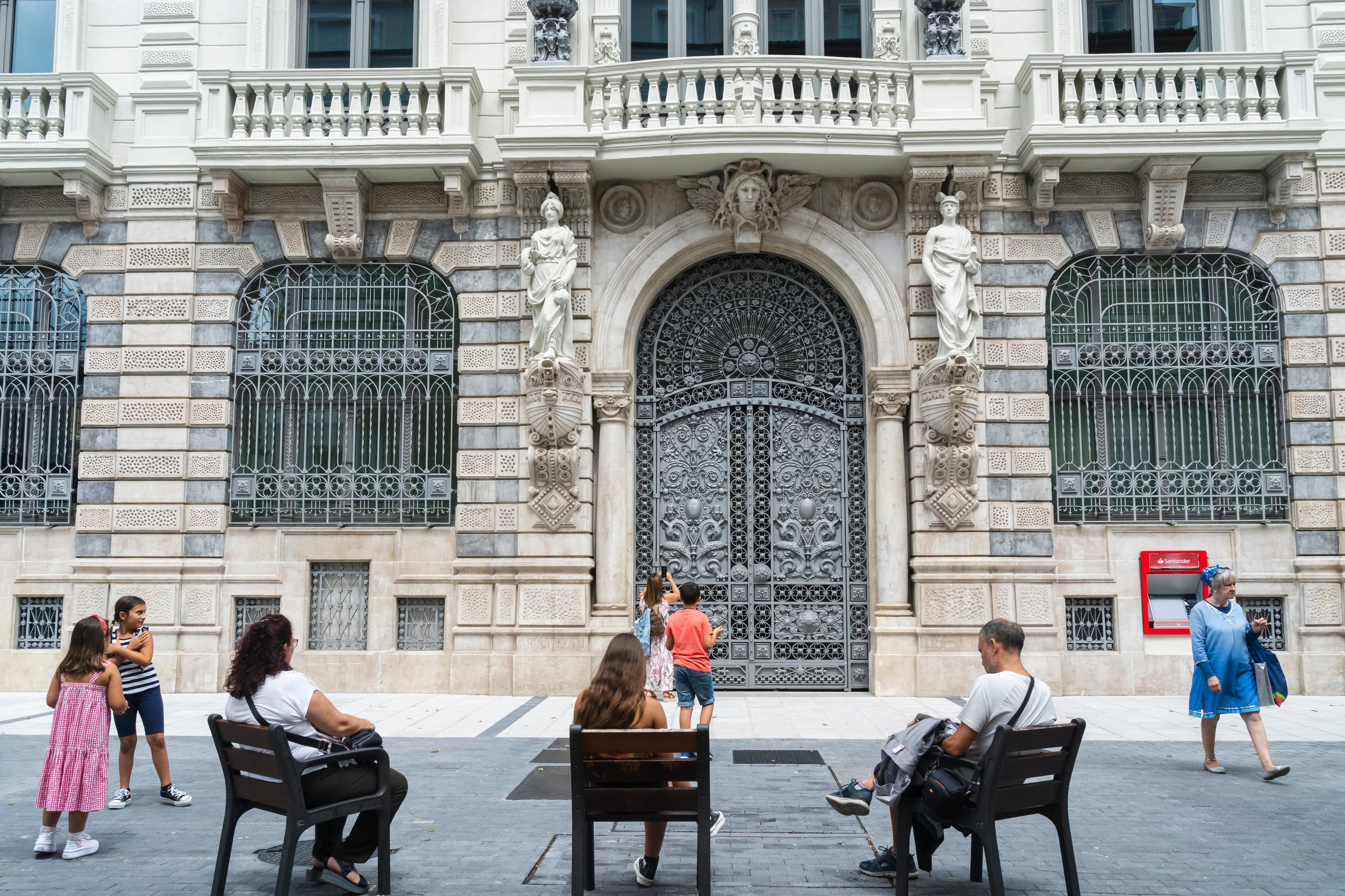 "Desenredando Confusiones: La Realidad Detrás de los Malentendidos en Situaciones Complejas"