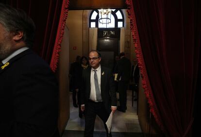 Jordi Turull entra en el Parlament para la sesión de invesidura, el 22 de marzo. 