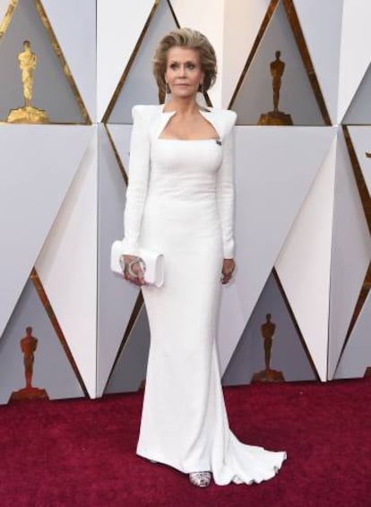Jane Fonda en la alfombra roja de los Oscar.