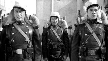 Los hermanos Geste en la adaptación de 1939 de 'Beau Geste',