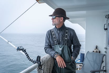 Chris Fischer, fundador de Ocearch, en el buque M/V.