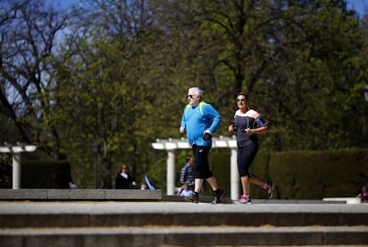 El running es una buena opción para hacer ejercicio mientras se disfruta de las buenas temperaturas en Madrid.