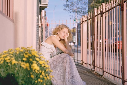 Petra Collins retratada por Nguan.