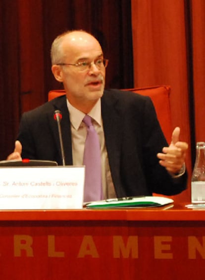 El consejero de Economía, Antoni Castells, ayer en el Parlamento.