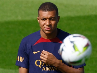 Kylian Mbappé, en un entrenamiento del PSG este mes.