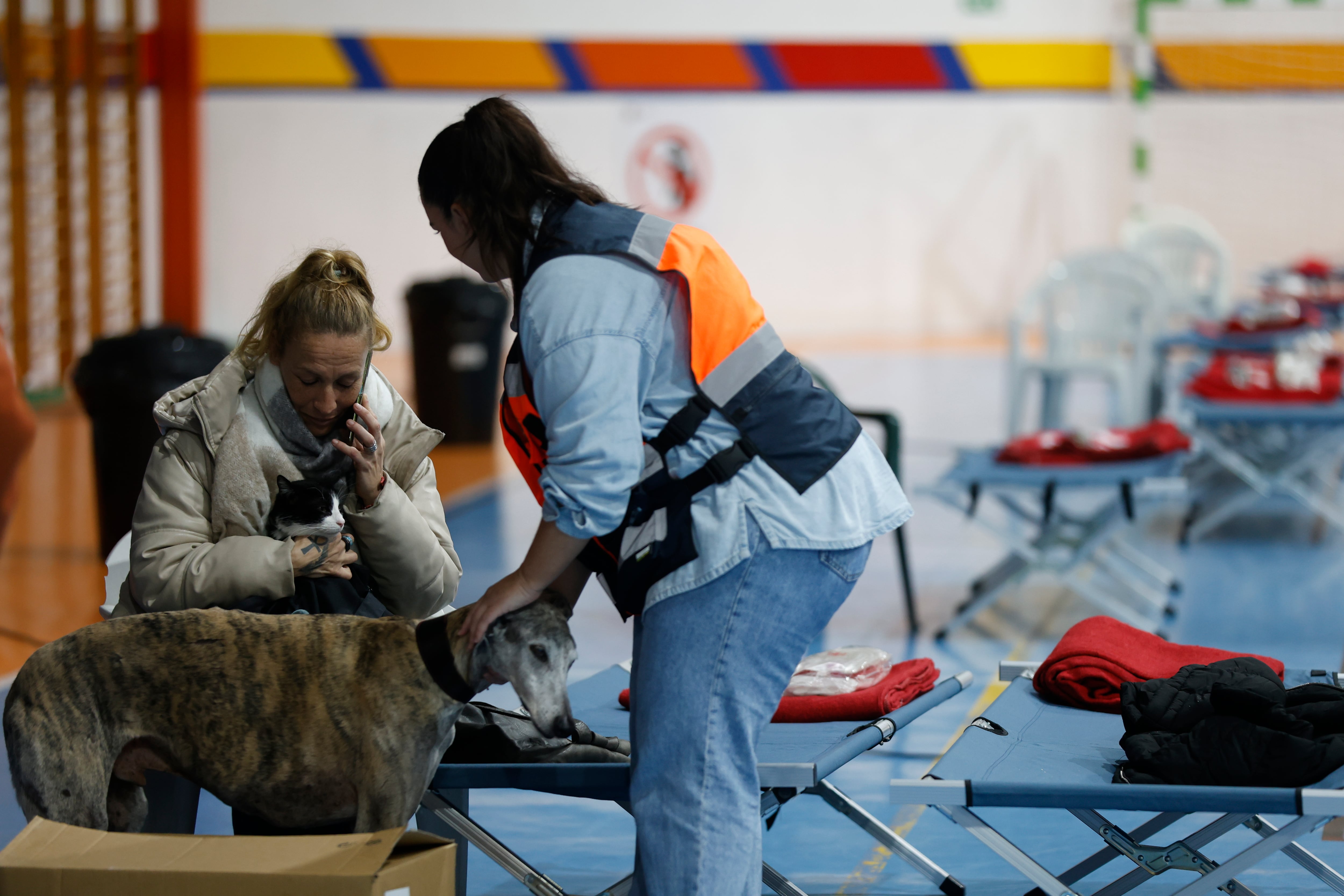 El alcalde Grazalema da las gracias por “el caluroso y hospitalario recibimiento” a los desalojados