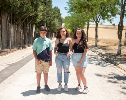 Los hermanos Vila, residentes en Balsa de Ves, municipio de Albacete con solo 13 vecinos por debajo de la veintena.