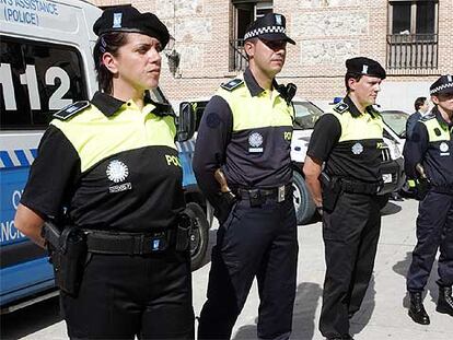 Nuevos uniformes para la Policía Municipal