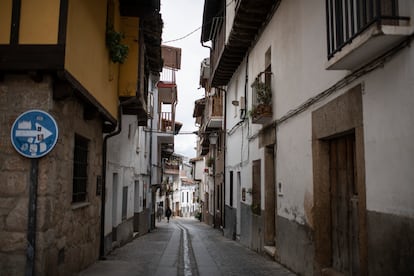Una de las calles de Villanueva de la Vera, en Cáceres.