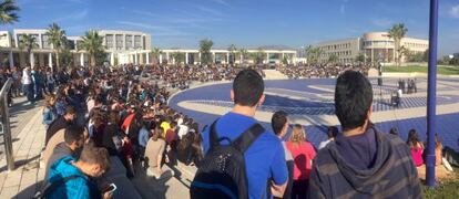 Concentración en el ágora de la Universitat Jaume I de Castellón.