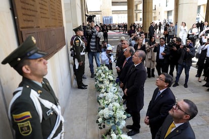Ceremonia conmemorativa del 40 aniversario de la toma del Palacio de Justicia por el grupo guerrillero M-19, en Bogotá.