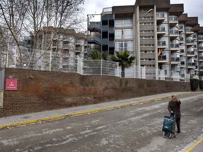 La residencia pública de la tercera edad de Carlet, en una imagen de ayer.