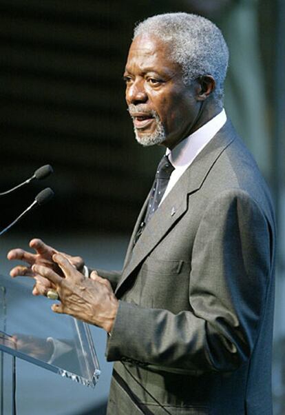 El secretario general de la ONU, Kofi Annan, en diciembre de 2004.