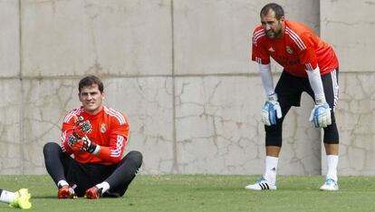 Iker Casillas y Diego López