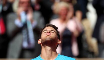 Dominic Thiem, tras ganar a Novak Djokovic en la semifinal de Roland Garros 2019.