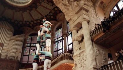 Moment de l'anunci fet per l'Orfeó i els Castellers de Vilafranca.