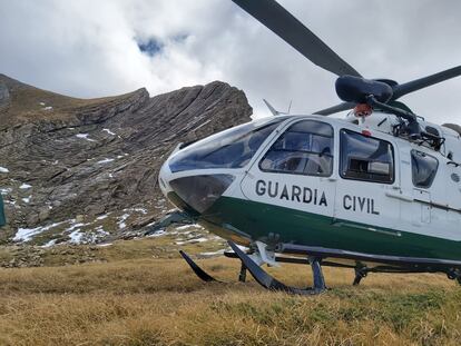 Un helicóptero de la Guardia Civil, en una imagen de archivo.