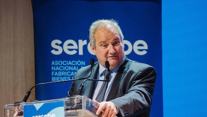 El ministro de Industria y Turismo, Jordi Hereu, en la clausura de la asamblea general de Sercobe