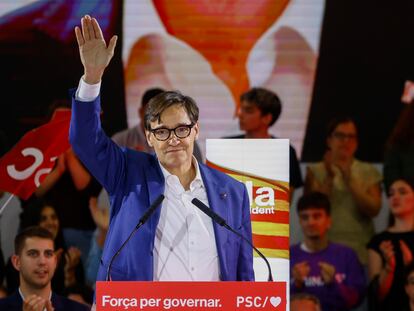 El primer secretario del PSC y candidato a presidente de la Generalitat, Salvador Illa, durante el acto de inicio de campaña de los socialistas catalanes para las elecciones del 12 de mayo, este jueves en Sabadell.