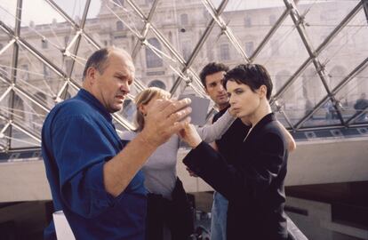 Peter Lindbergh, durante el rodaje del anuncio publicitario del perfume 'Tresor'.