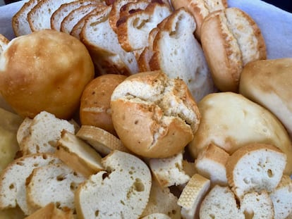 SURTIDO DE PANES SIN GLUTEN / CAPEL